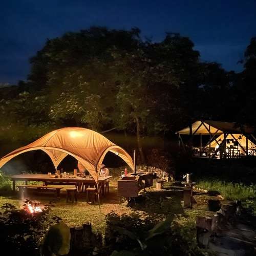 Ishigaki Island glamping with the sound of trees, birds, water, and even the scent of flowers, played by the forest.